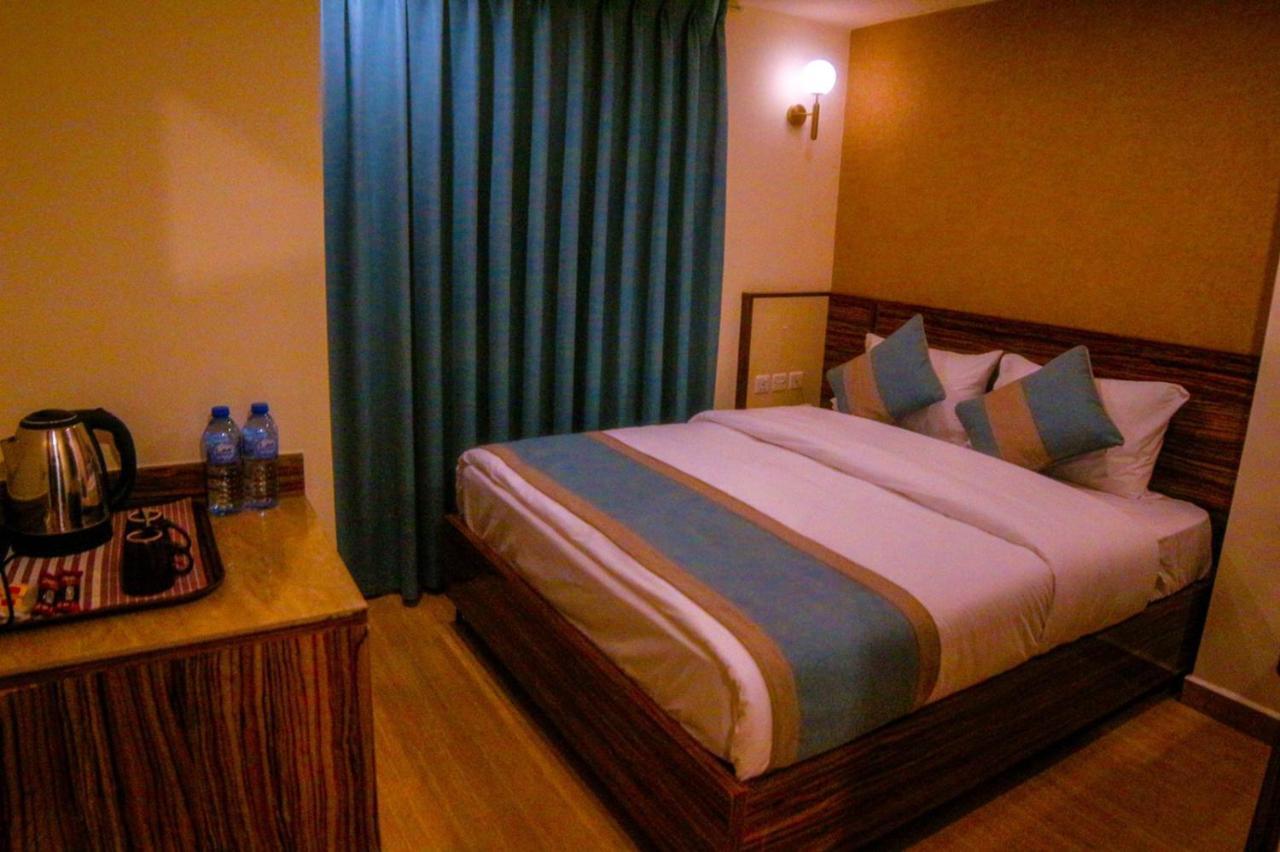 ِafnan Hotel Akaba Buitenkant foto